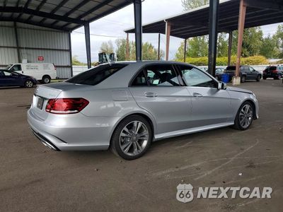 Trzecie zdjęcie samochodu z tyłu: 2016 MERCEDES-BENZ E 350 4MATIC VIN:WDDHF8JB1GB225094 - miniatura