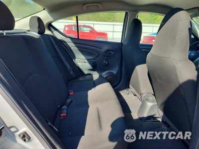 Zdjęcie 10 z 12 samochodu: 2016 NISSAN VERSA 1.6 S VIN:3N1CN7AP2GL817229 - miniatura