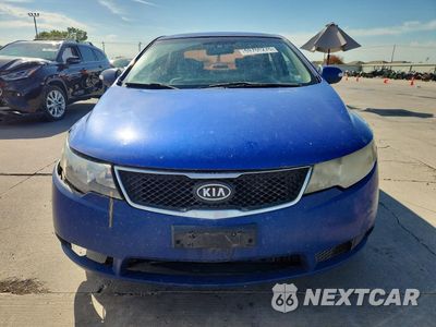 Piąte zdjęcie samochodu w środku: 2010 KIA FORTE EX VIN:KNAFU4A22A5298753 - miniatura