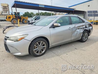 2015 TOYOTA CAMRY SE 4T1BF1FK0FU057737 - główne zdjęcie licytacji z USA - miniatura