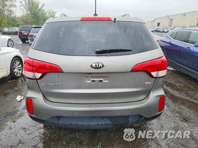 Zdjęcie 6 z 13 samochodu: 2015 KIA SORENTO LX VIN:5XYKTDA62FG642569 - miniatura
