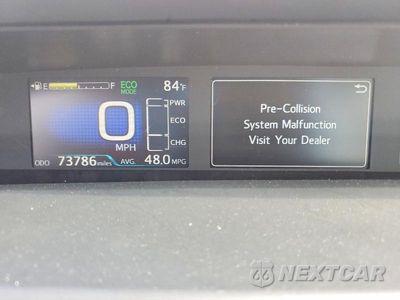 Zdjęcie 9 z 12 samochodu: 2019 TOYOTA PRIUS LE VIN:JTDKARFU8K3079469 - miniatura