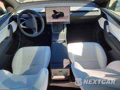 Zdjęcie 8 z 12 samochodu: 2026 TESLA MODEL Y VIN:7SAYGDED0TF623998 - miniatura