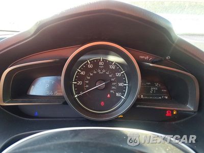 Zdjęcie 9 z 12 samochodu: 2018 MAZDA 3 SPORT VIN:3MZBN1U74JM162460 - miniatura
