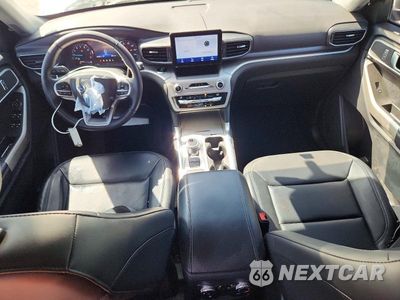 Zdjęcie 8 z 14 samochodu: 2021 FORD EXPLORER XLT VIN:1FMSK7DH8MGC09829 - miniatura