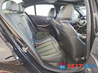 Zdjęcie 10 z 12 samochodu: 2025 BMW 3 SERIES 330I VIN:3MW69CW01S8F10873 - miniatura