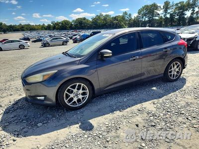2015 FORD FOCUS SE 1FADP3K2XFL270699 - główne zdjęcie licytacji z USA - miniatura