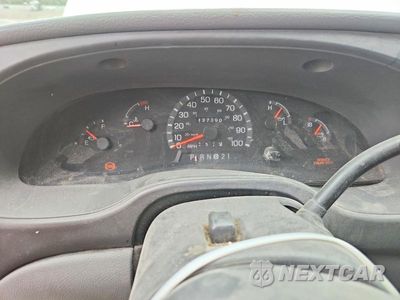 Zdjęcie 9 z 13 samochodu: 2003 FORD E250 VAN VIN:1FTNE24213HA32105 - miniatura