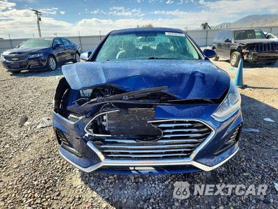 Piąte zdjęcie samochodu w środku: 2018 HYUNDAI SONATA SE VIN:5NPE24AF9JH669639 - miniatura