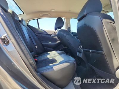 Zdjęcie 10 z 12 samochodu: 2018 NISSAN MAXIMA 3.5 SR VIN:1N4AA6AP3JC362197 - miniatura