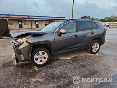 2021 TOYOTA RAV4 XLE 2T3W1RFV3MC097602 - główne zdjęcie licytacji z USA - miniatura