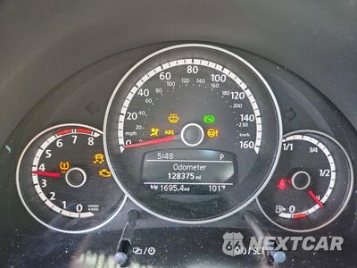 Zdjęcie 9 z 12 samochodu: 2016 VOLKSWAGEN BEETLE SE VIN:3VWJ07AT5GM613323 - miniatura