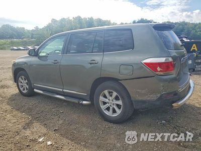 Drugie zdjęcie samochodu z przodu: 2013 TOYOTA HIGHLANDER BASE VIN:5TDBK3EH7DS197366 - miniatura