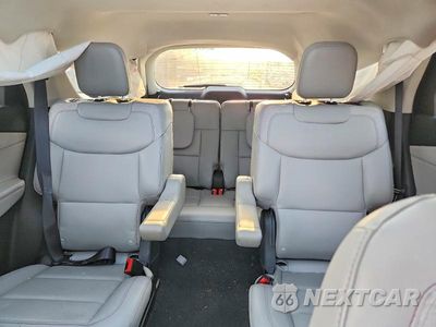 Zdjęcie 10 z 13 samochodu: 2025 FORD EXPLORER ACTIVE VIN:1FMUK8DH9SGA77692 - miniatura
