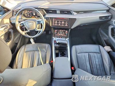 Zdjęcie 8 z 13 samochodu: 2021 AUDI E-TRON PREMIUM PLUS VIN:WA1LAAGE5MB036983 - miniatura