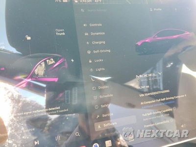 Zdjęcie 9 z 13 samochodu: 2026 TESLA MODEL Y VIN:7SAYGDED2TF425892 - miniatura