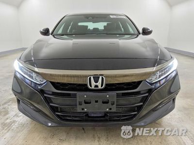 Piąte zdjęcie samochodu w środku: 2018 HONDA ACCORD SPORT VIN:1HGCV1F32JA232618 - miniatura