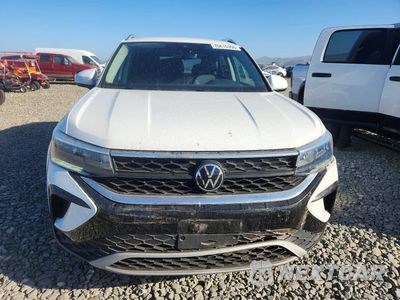 Piąte zdjęcie samochodu w środku: 2023 VOLKSWAGEN TAOS SE VIN:3VVSX7B21PM339337 - miniatura