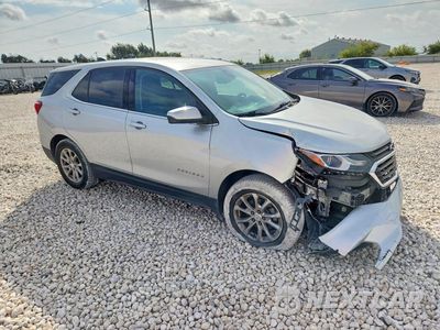 Czwarte zdjęcie samochodu z boku: 2020 CHEVROLET EQUINOX LT VIN:3GNAXUEV8LS535805 - miniatura