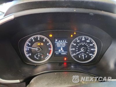 Zdjęcie 9 z 12 samochodu: 2019 HYUNDAI SANTA FE SE VIN:5NMS23AD2KH015625 - miniatura