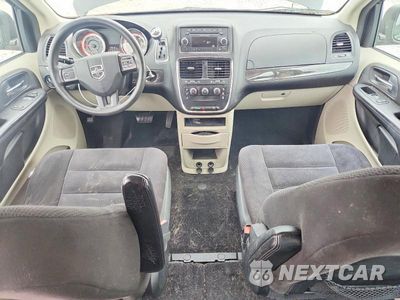 Zdjęcie 8 z 13 samochodu: 2014 DODGE GRAND CARAVAN SE VIN:2C4RDGBG3ER473967 - miniatura