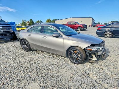 Czwarte zdjęcie samochodu z boku: 2020 MERCEDES-BENZ A 220 VIN:W1K3G4EB9LJ225015 - miniatura