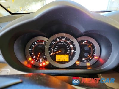 Zdjęcie 9 z 13 samochodu: 2008 TOYOTA RAV4 LIMITED VIN:JTMBK31V286047182 - miniatura