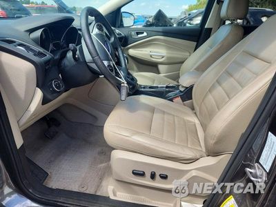 Zdjęcie 7 z 12 samochodu: 2015 FORD ESCAPE TITANIUM VIN:1FMCU0J9XFUA73887 - miniatura