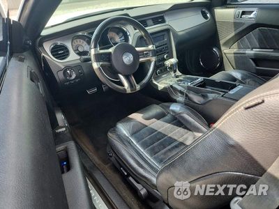 Zdjęcie 8 z 12 samochodu: 2012 FORD MUSTANG VIN:1ZVBP8AM4C5269157 - miniatura