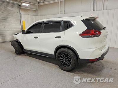 Drugie zdjęcie samochodu z przodu: 2020 NISSAN ROGUE S VIN:5N1AT2MT9LC809541 - miniatura