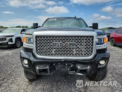 Piąte zdjęcie samochodu w środku: 2016 GMC SIERRA K2500 DENALI VIN:1GT12UEG7GF241153 - miniatura