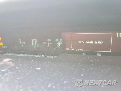 Zdjęcie 9 z 12 samochodu: 2011 TOYOTA PRIUS THREE VIN:JTDKN3DU4B5300770 - miniatura