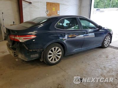 Trzecie zdjęcie samochodu z tyłu: 2018 TOYOTA CAMRY LE VIN:4T1B11HK5JU656251 - miniatura