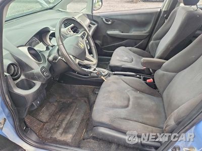 Zdjęcie 7 z 12 samochodu: 2009 HONDA FIT SPORT VIN:JHMGE88629S062152 - miniatura