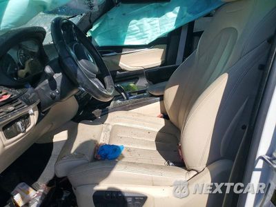 Zdjęcie 7 z 13 samochodu: 2018 BMW X5 XDR40E VIN:5UXKT0C52J0V99958 - miniatura