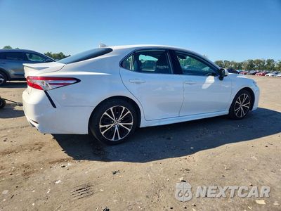 Trzecie zdjęcie samochodu z tyłu: 2020 TOYOTA CAMRY SE VIN:4T1G11AK5LU949313 - miniatura