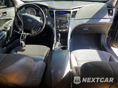 Zdjęcie 8 z 13 samochodu: 2012 HYUNDAI SONATA SE VIN:5NPEC4AC7CH362945 - miniatura