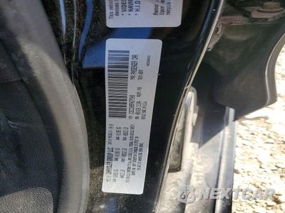 Zdjęcie 12 z 12 samochodu: 2015 CHRYSLER 200 LIMITED VIN:1C3CCCAB9FN577549 - miniatura
