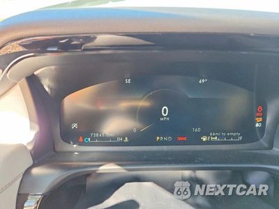 Zdjęcie 9 z 14 samochodu: 2022 LINCOLN AVIATOR VIN:5LM5J6XC6NGL21859 - miniatura