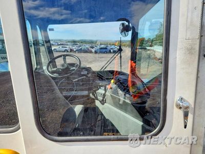 Zdjęcie 13 z 13 samochodu: 2021 KALMAR OTTAWA T2 YARD TRUCK VIN:11VJ813A1MA000215 - miniatura