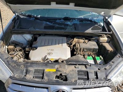 Zdjęcie 12 z 13 samochodu: 2013 TOYOTA HIGHLANDER SE VIN:5TDZK3EH5DS112474 - miniatura