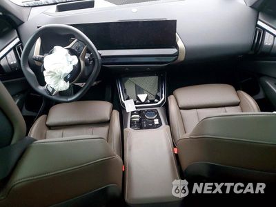 Zdjęcie 8 z 13 samochodu: 2025 BMW X3 30 XDRIVE VIN:5UX53GP00S9Y32379 - miniatura