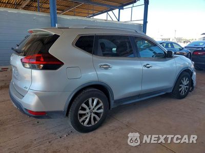 Trzecie zdjęcie samochodu z tyłu: 2018 NISSAN ROGUE SV VIN:JN8AT2MT6JW455417 - miniatura