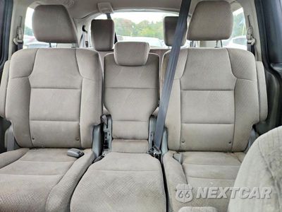 Zdjęcie 10 z 14 samochodu: 2016 HONDA ODYSSEY SE VIN:5FNRL5H31GB150849 - miniatura