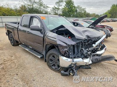 Czwarte zdjęcie samochodu z boku: 2016 CHEVROLET SILVERADO K1500 LT VIN:1GCVKREC7GZ108578 - miniatura