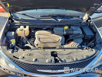 Zdjęcie 12 z 13 samochodu: 2017 CHRYSLER PACIFICA TOURING L VIN:2C4RC1BG6HR510059 - miniatura