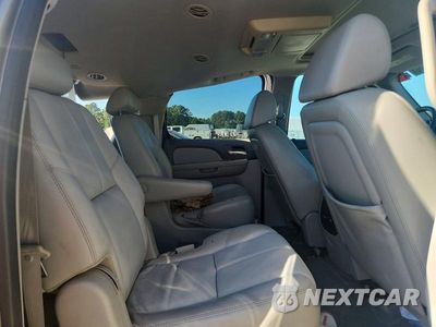 Zdjęcie 11 z 13 samochodu: 2007 GMC YUKON XL C1500 VIN:1GKFC16027R279928 - miniatura