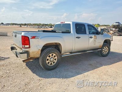 Trzecie zdjęcie samochodu z tyłu: 2013 GMC SIERRA K2500 SLE VIN:1GT120CG1DF126460 - miniatura