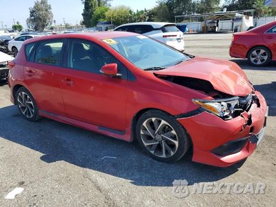 Czwarte zdjęcie samochodu z boku: 2017 TOYOTA COROLLA IM BASE VIN:JTNKARJE6HJ532388 - miniatura