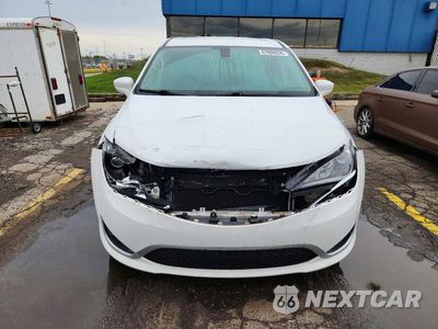 Piąte zdjęcie samochodu w środku: 2018 CHRYSLER PACIFICA TOURING PLUS VIN:2C4RC1FG9JR279318 - miniatura